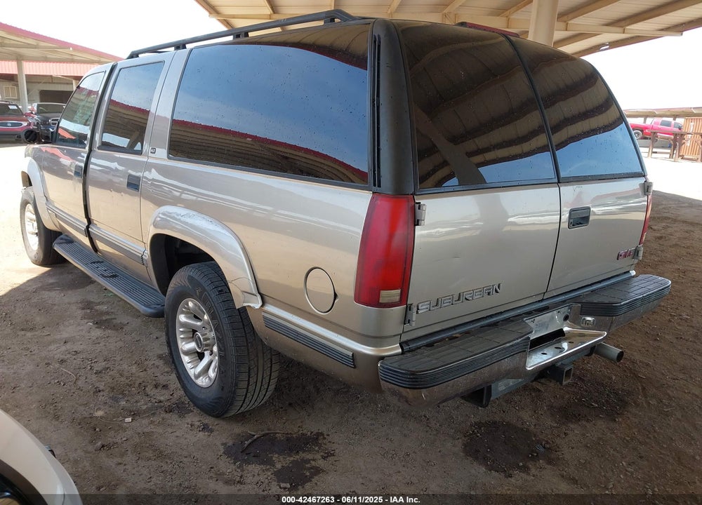 1999 GMC SUBURBAN 1500 SL VIN: 3GKFK16R8XG501843