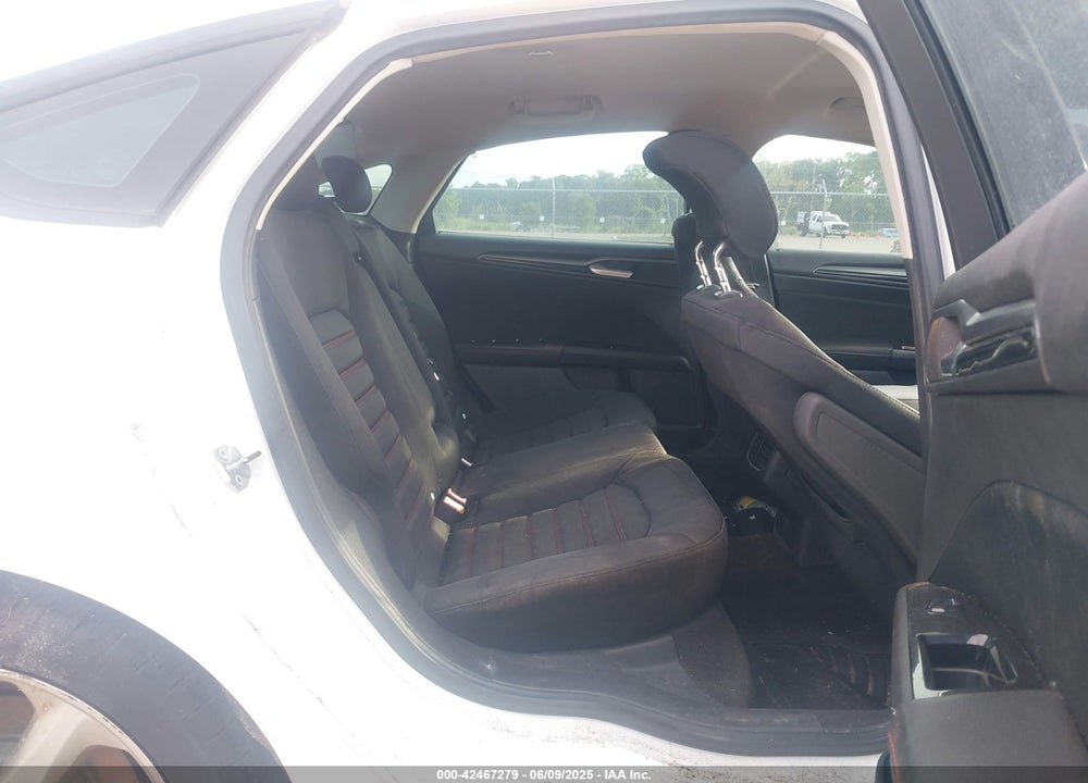 2013 FORD FUSION VIN: 3FA6P0HR5DR153526