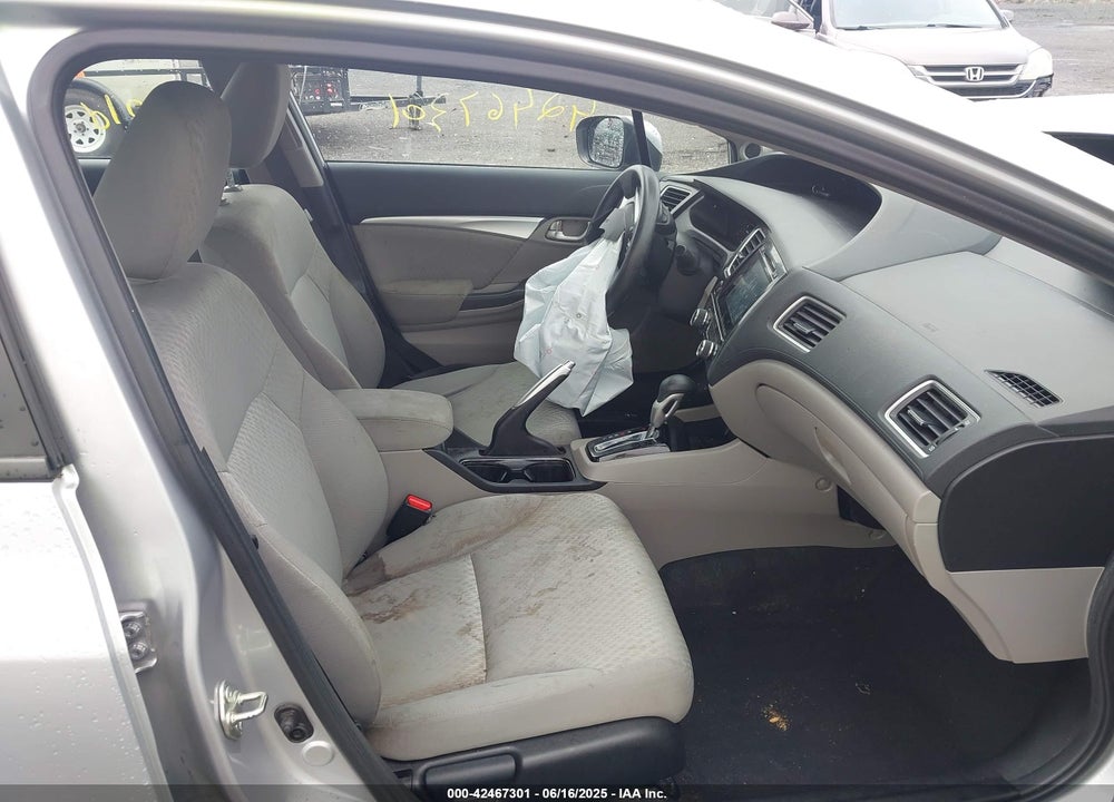 2015 HONDA CIVIC VIN: 19XFB2F84FE040708