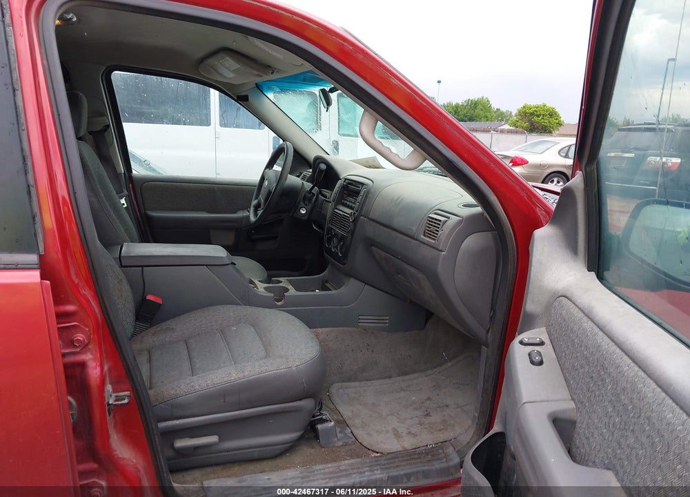 2002 FORD EXPLORER XLS VIN: 1FMZU72K92ZC87108