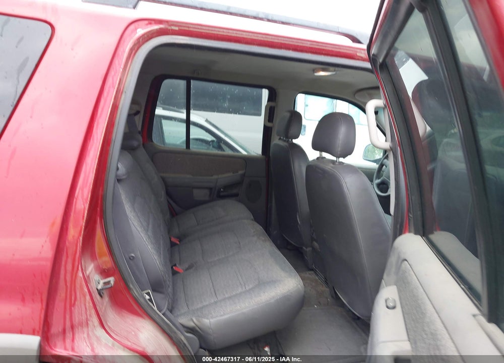 2002 FORD EXPLORER XLS VIN: 1FMZU72K92ZC87108