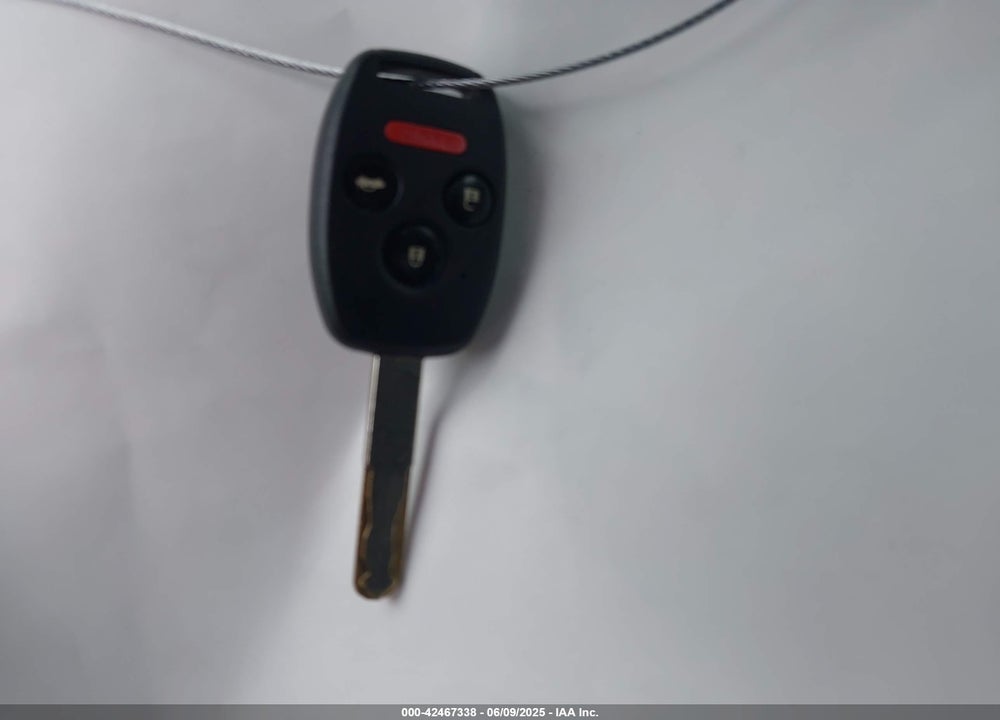 2009 HONDA ACCORD VIN: 1HGCP26819A195584