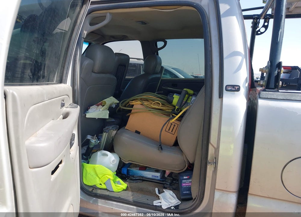 2005 GMC SIERRA 3500 SLE VIN: 1GTJK33215F866274