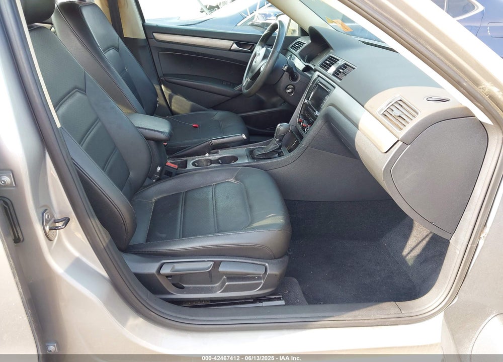 2014 VOLKSWAGEN PASSAT VIN: 1VWBS7A38EC085306