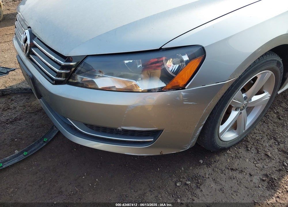 2014 VOLKSWAGEN PASSAT VIN: 1VWBS7A38EC085306