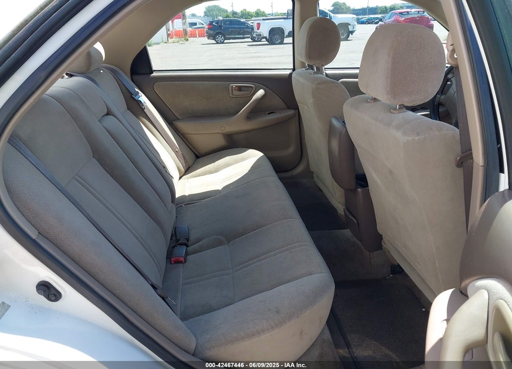 2001 TOYOTA CAMRY CE VIN: 4T1BG22K11U836730