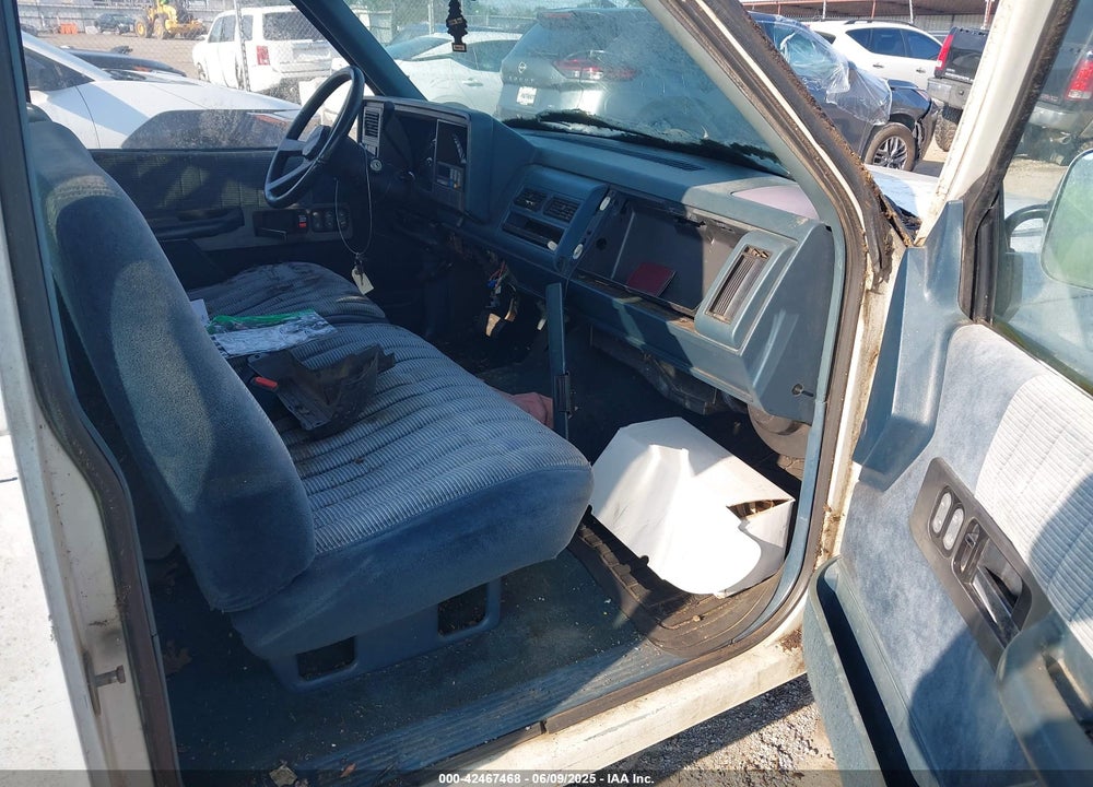 1990 CHEVROLET GMT-400 C1500 VIN: 2GCEC19K3L1212276