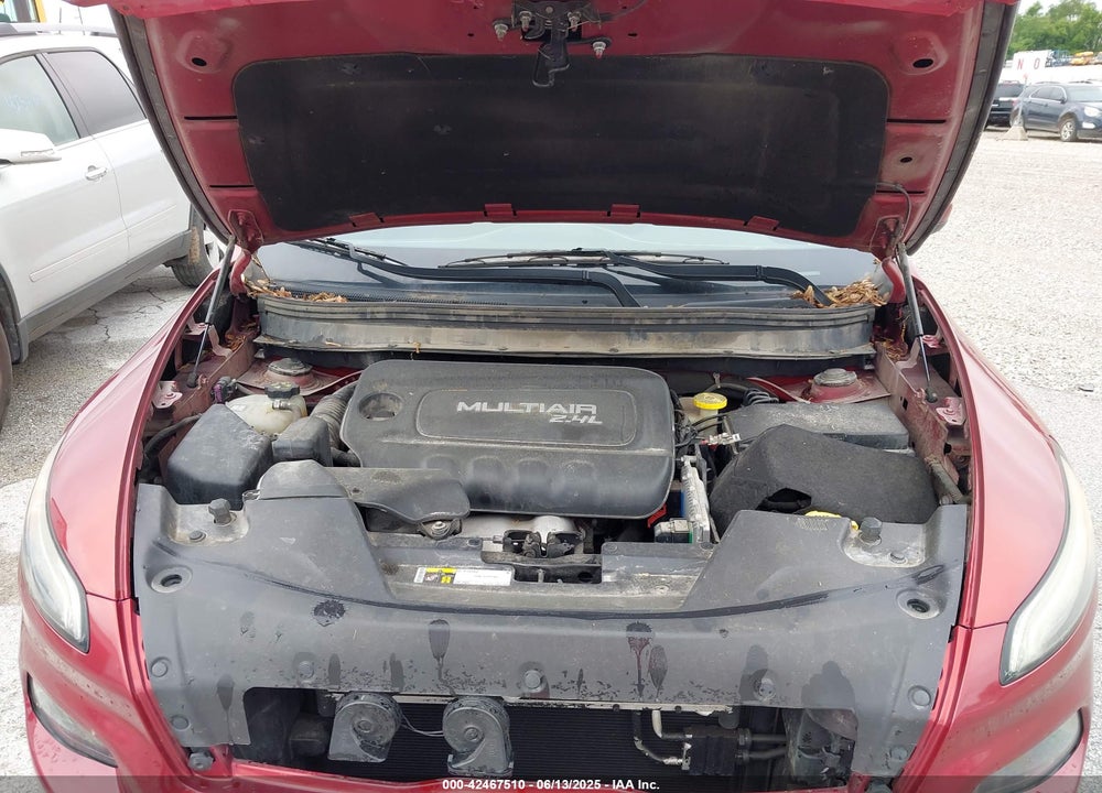 2014 JEEP CHEROKEE VIN: 1C4PJMCB7EW121001