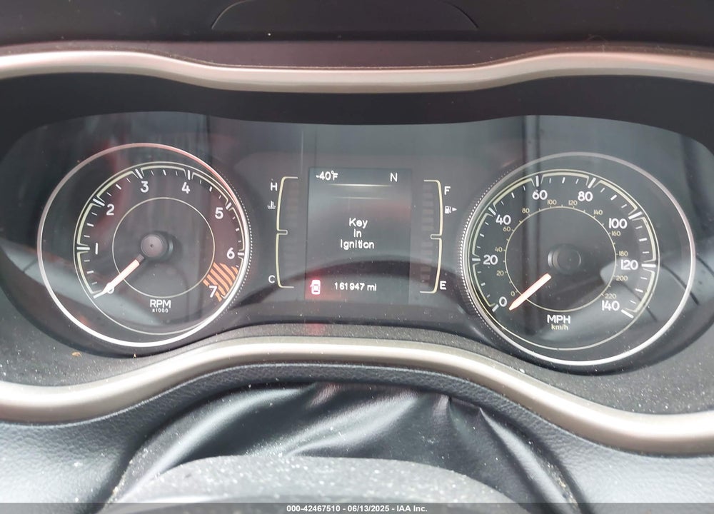 2014 JEEP CHEROKEE VIN: 1C4PJMCB7EW121001
