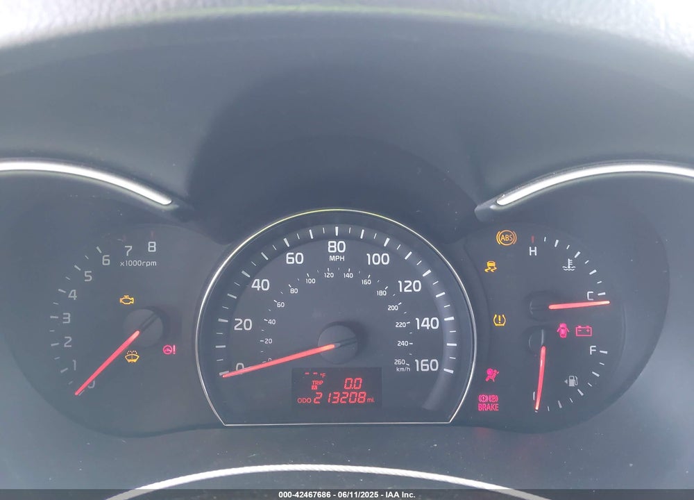2015 KIA SORENTO VIN: 5XYKT3A6XFG607210