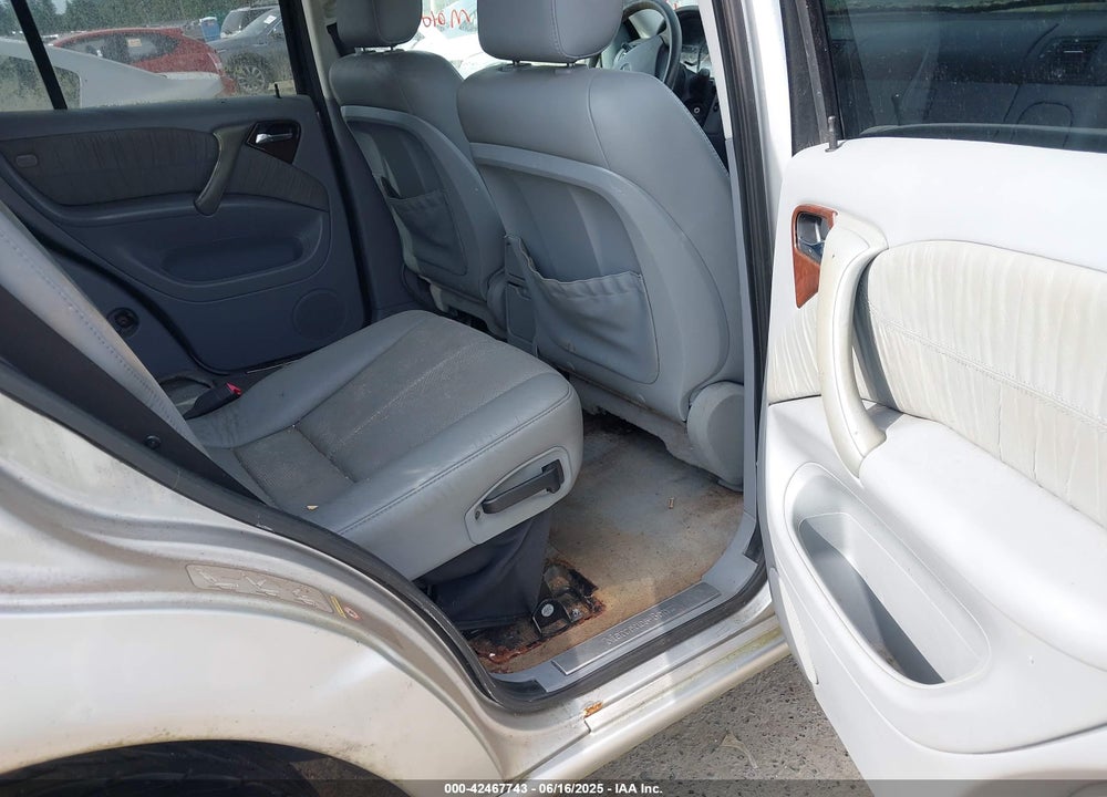 2001 MERCEDES-BENZ ML 430 VIN: 4JGAB72E61A265531