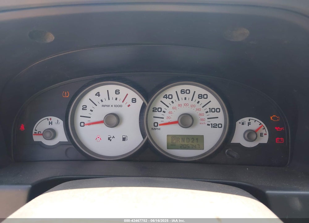 2007 FORD ESCAPE VIN: 1FMYU03127KA20045