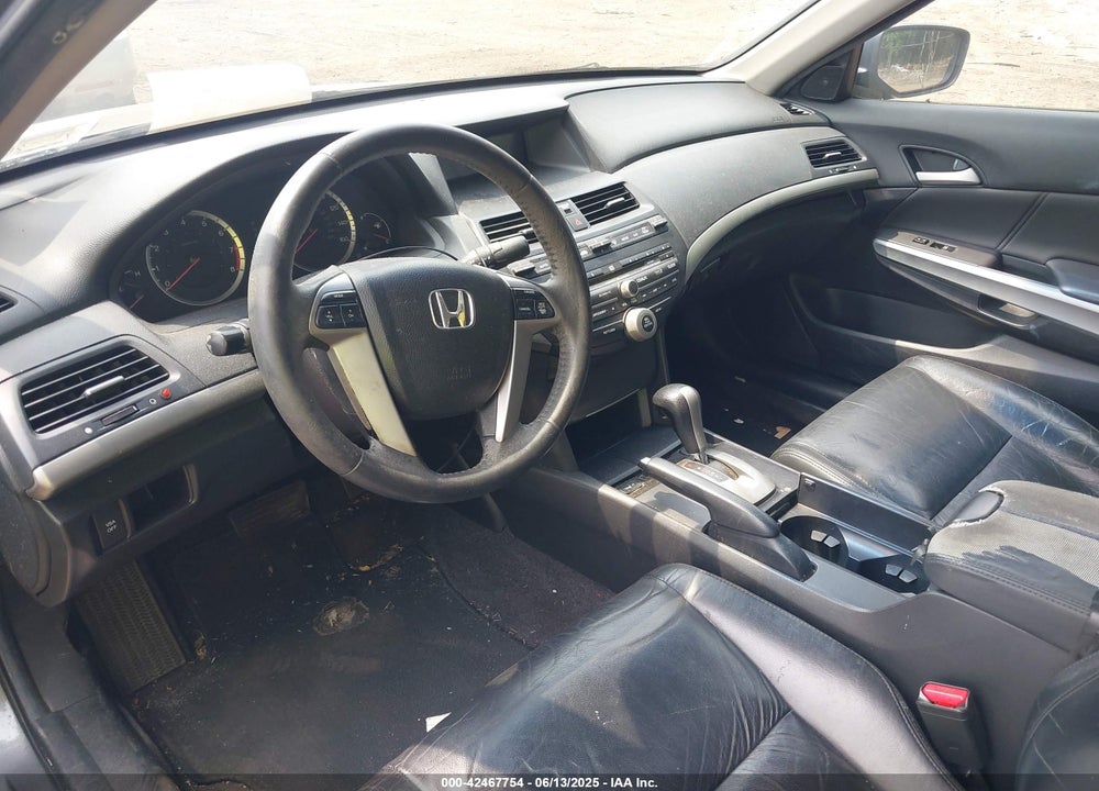 2008 HONDA ACCORD VIN: 1HGCP36858A014264