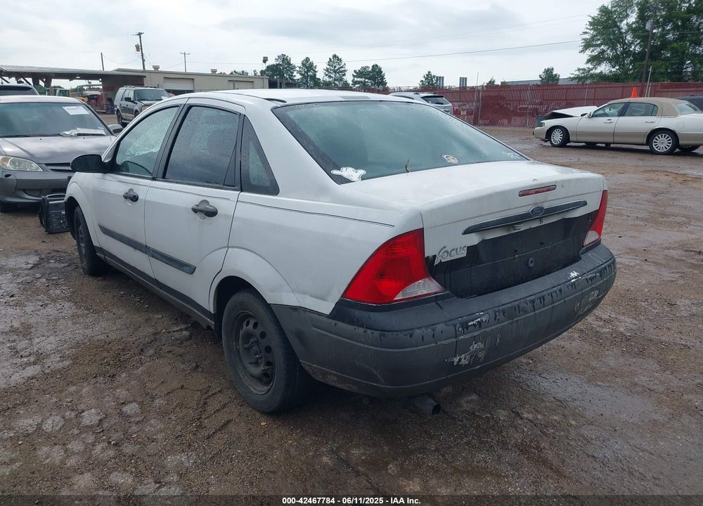 2000 FORD FOCUS LX VIN: 1FAFP33P0YW295695