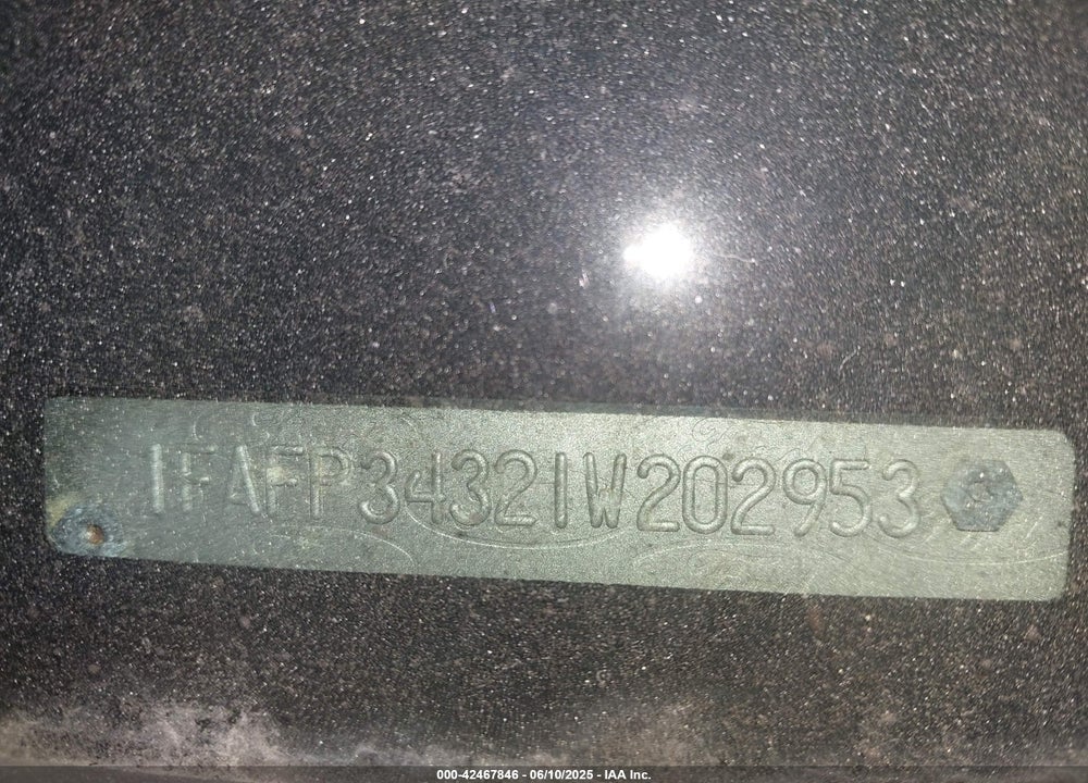 2001 FORD FOCUS SE VIN: 1FAFP34321W202953