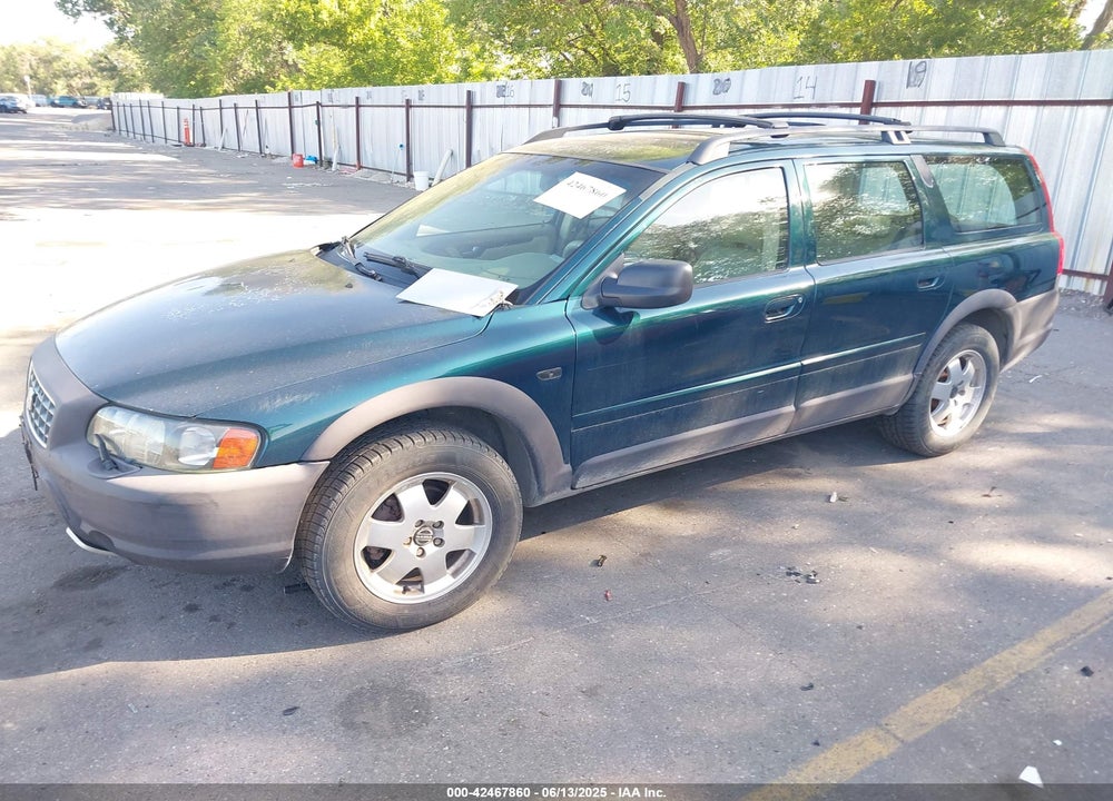 2002 VOLVO V70 VIN: YV1SZ58D921075855