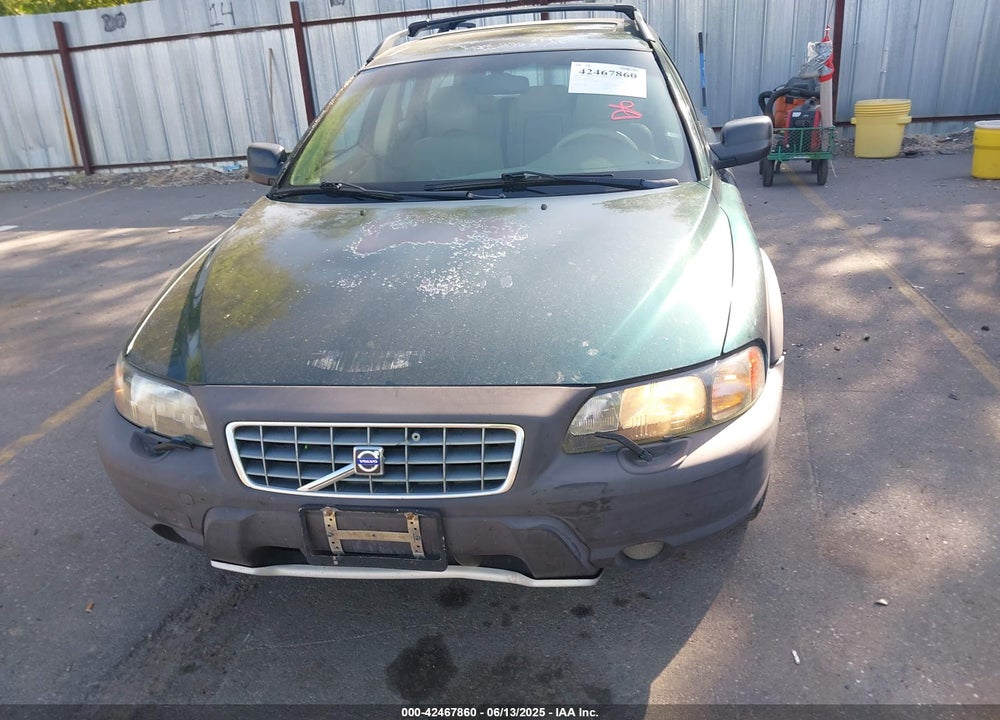 2002 VOLVO V70 VIN: YV1SZ58D921075855
