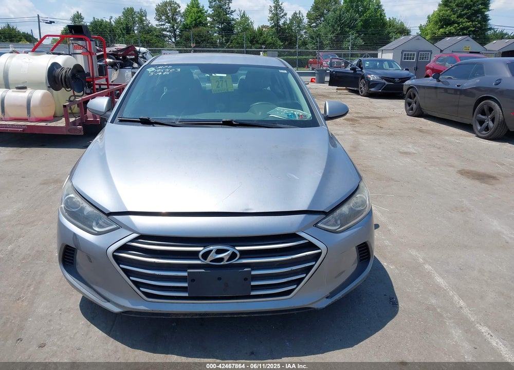 2017 HYUNDAI ELANTRA VIN: 5NPD84LF4HH095503