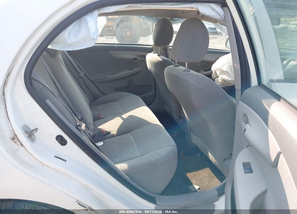 2009 TOYOTA COROLLA VIN: JTDBL40E999032800