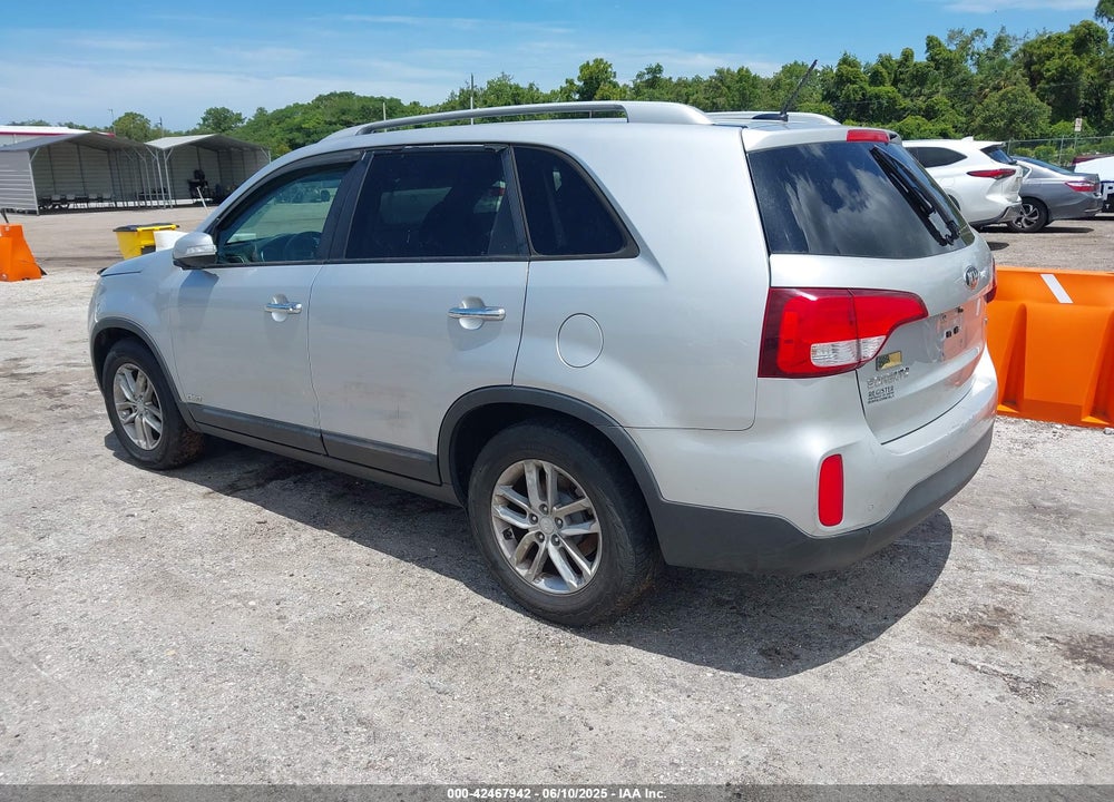 2014 KIA SORENTO LX VIN: 5XYKTCA63EG515533