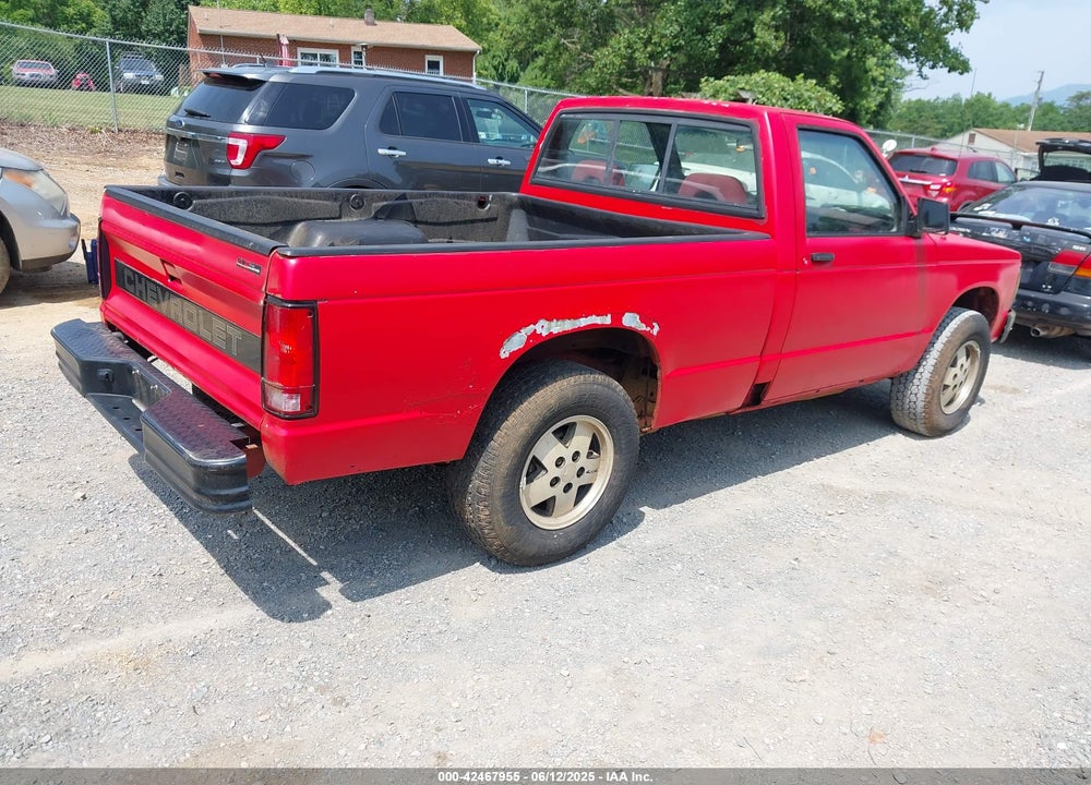 1992 CHEVROLET S TRUCK S10 VIN: 1GCCT14ZXN8174072