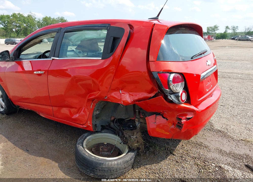 2013 CHEVROLET SONIC VIN: 1G1JE6SH4D4229560