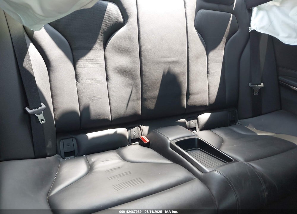 2015 BMW M4 VIN: WBS3R9C52FK330971