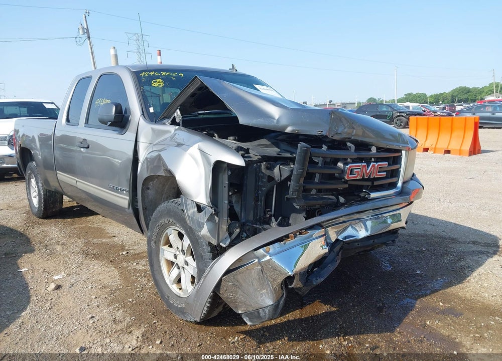 2007 GMC SIERRA 1500 VIN: 2GTEC19C971667115