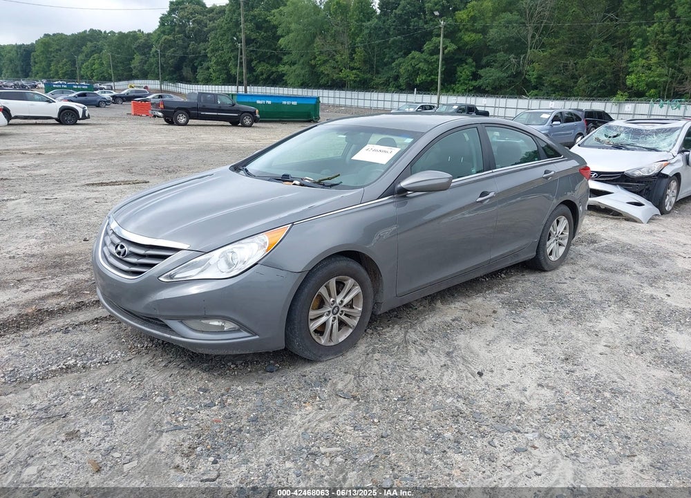 2013 HYUNDAI SONATA VIN: 5NPEB4AC1DH602933