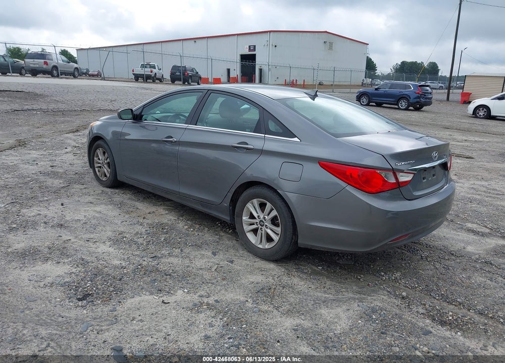 2013 HYUNDAI SONATA VIN: 5NPEB4AC1DH602933