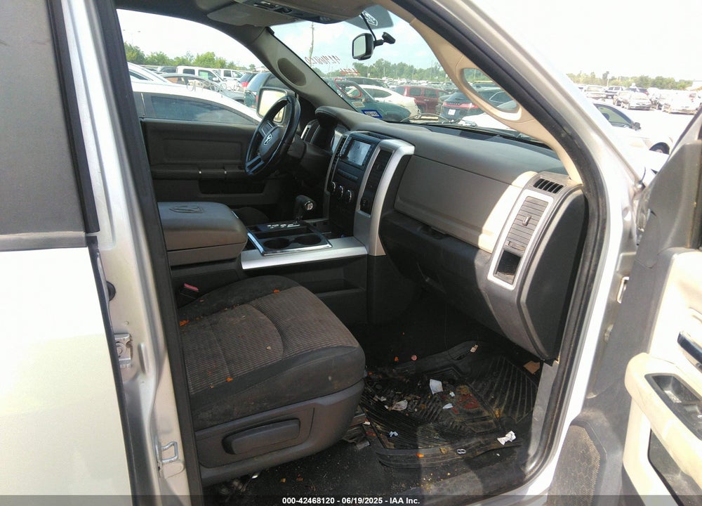 2011 RAM 1500 SLT VIN: 1D7RB1GT1BS696940