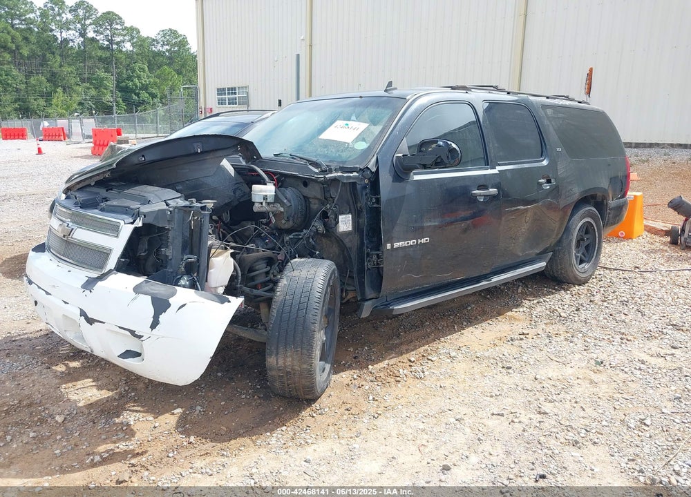 2007 CHEVROLET SUBURBAN 1500 LTZ VIN: 1GNFC16027J205135