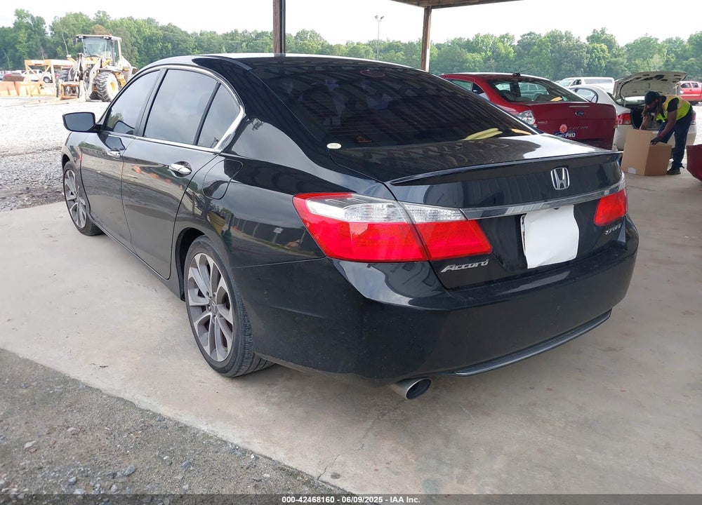 2013 HONDA ACCORD VIN: 1HGCR2F50DA073677