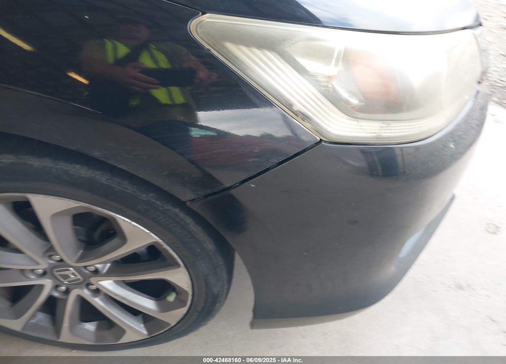 2013 HONDA ACCORD VIN: 1HGCR2F50DA073677