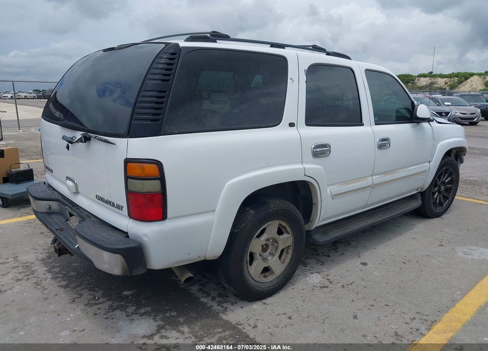 2004 CHEVROLET TAHOE LT VIN: 1GNEC13Z04R250425