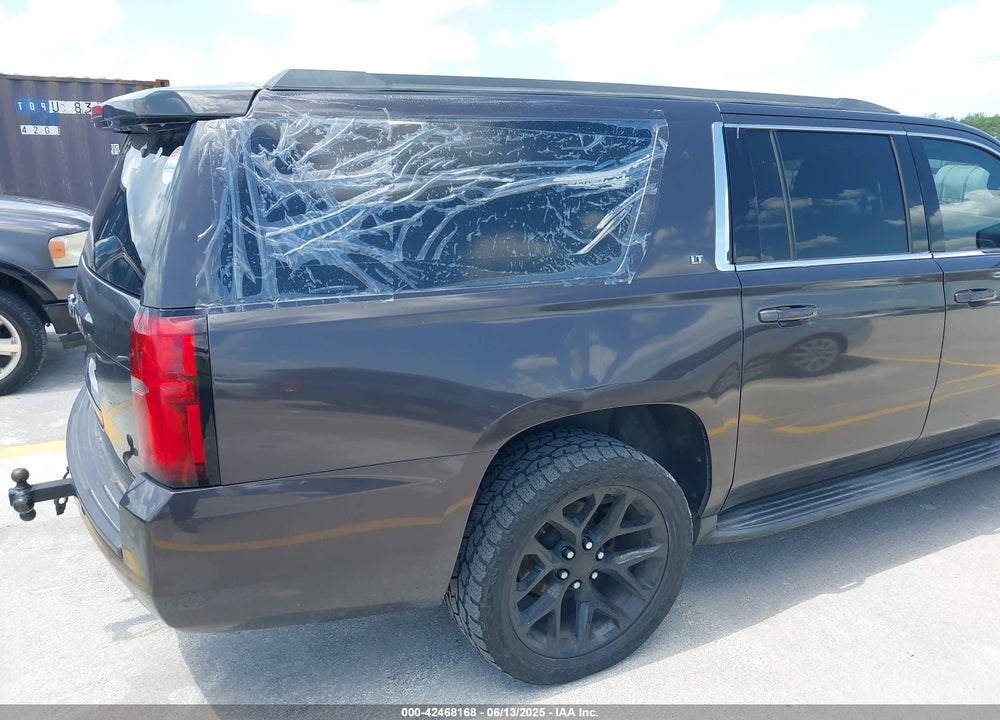 2015 CHEVROLET SUBURBAN 1500 LT VIN: 1GNSKJKC9FR245097