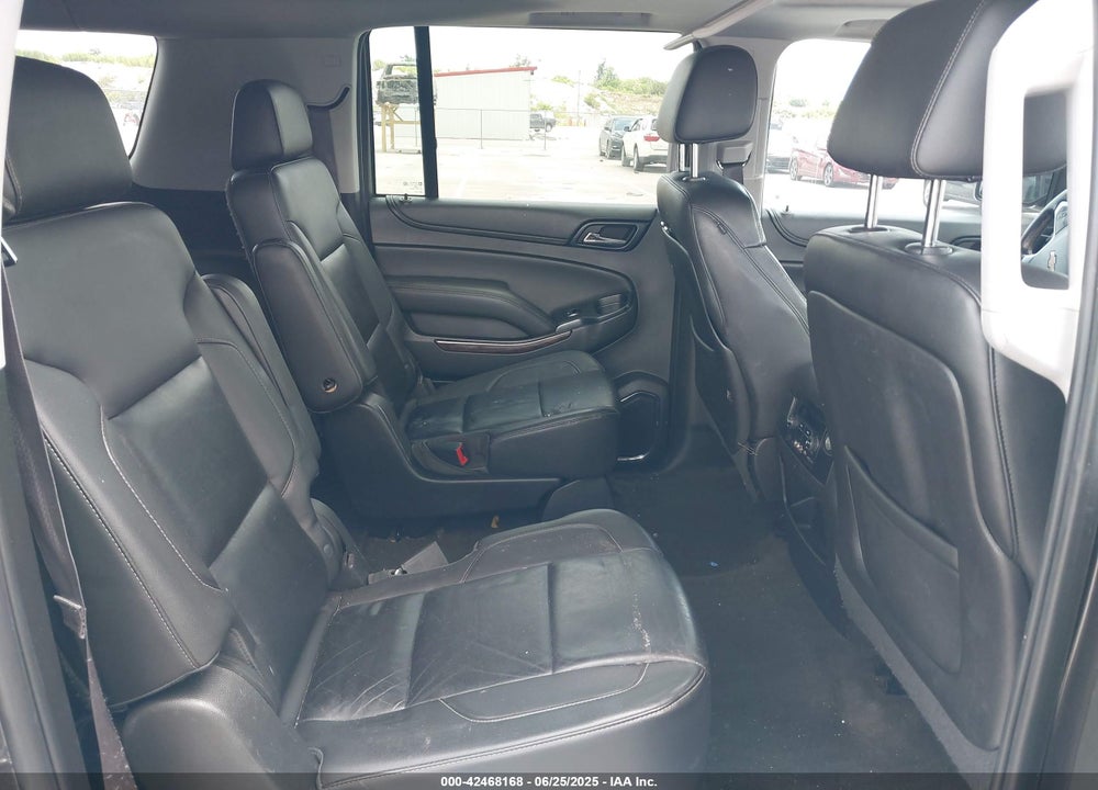 2015 CHEVROLET SUBURBAN 1500 LT VIN: 1GNSKJKC9FR245097