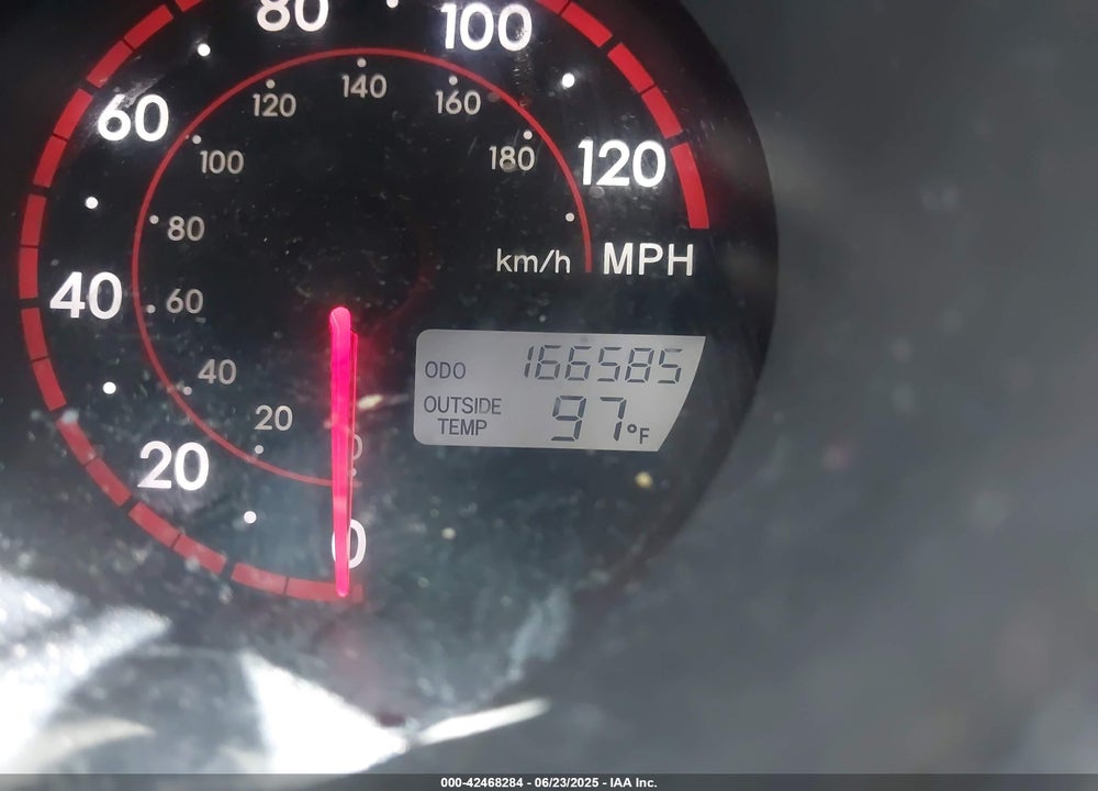 2005 TOYOTA MATRIX/XR VIN: 2T1KR32E35C353371