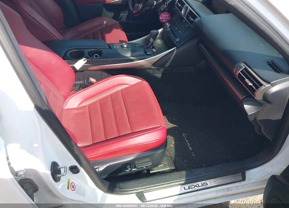 2016 LEXUS IS 300 VIN: JTHCM1D20G5012499