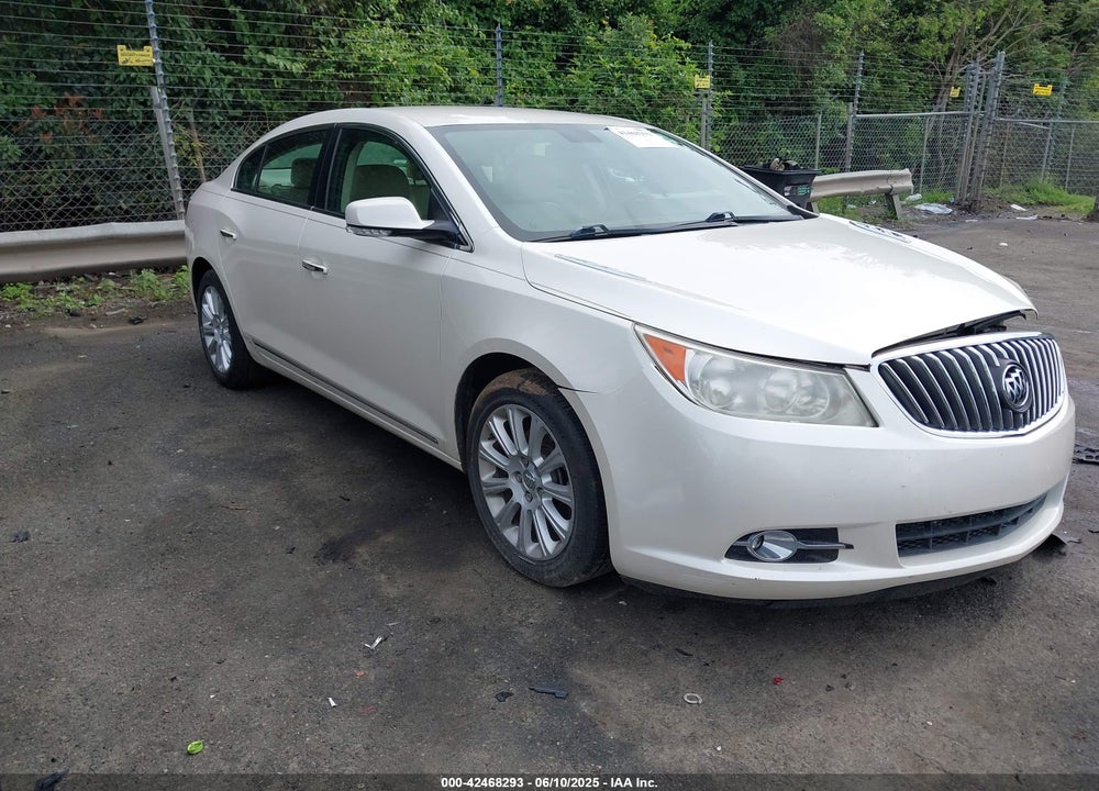2013 BUICK LACROSSE LEATHER GROUP VIN: 1G4GC5E3XDF229810