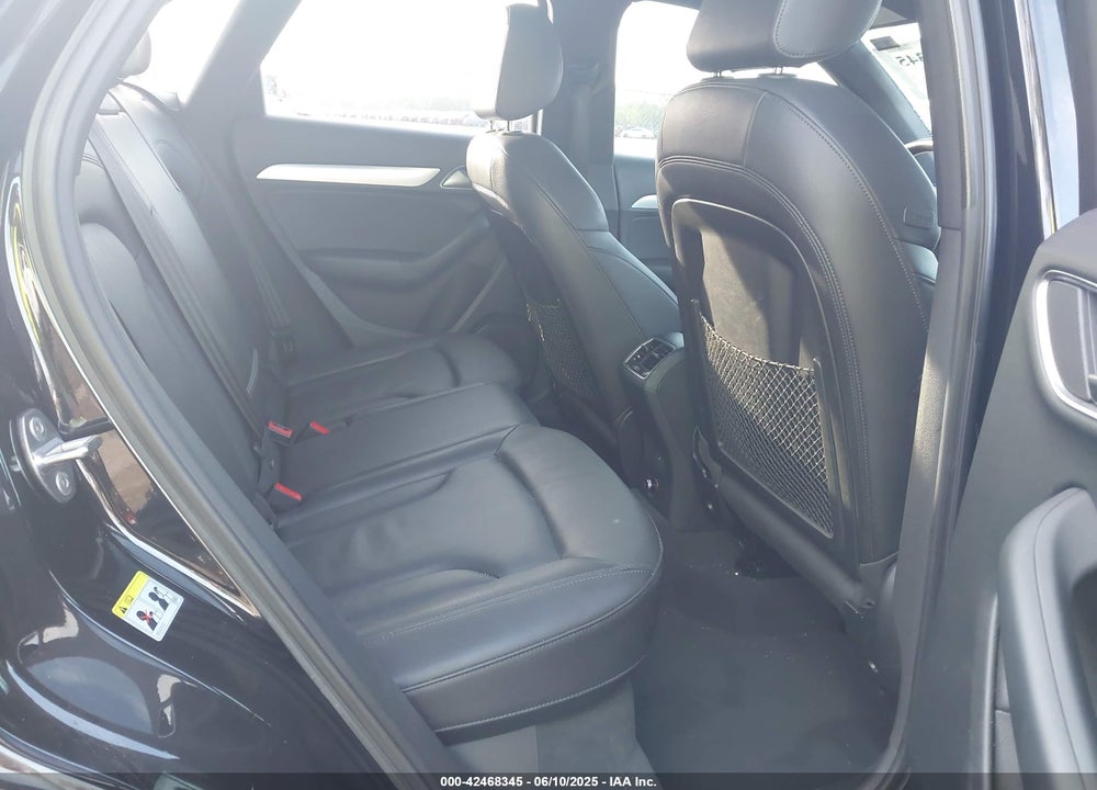2018 AUDI Q3 VIN: WA1HCCFS3JR022277