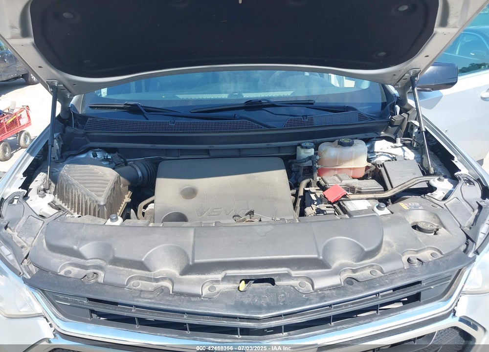 2019 CHEVROLET TRAVERSE LS VIN: 1GNEVFKW1KJ156127