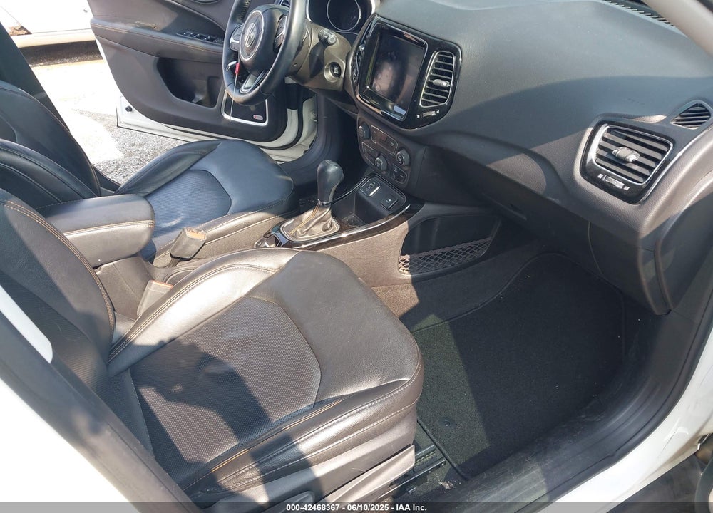 2018 JEEP COMPASS VIN: 3C4NJCCB6JT308974