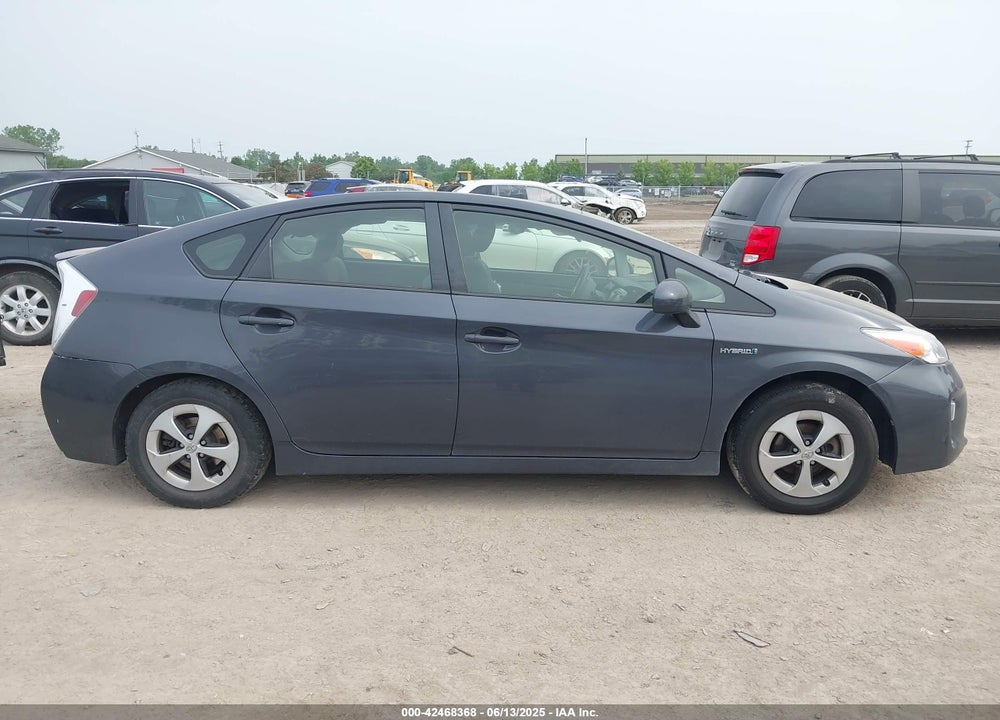 2015 TOYOTA PRIUS VIN: JTDKN3DU2F1875284