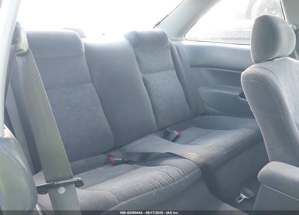 2000 HONDA CIVIC EX VIN: 1HGEJ8243YL114569