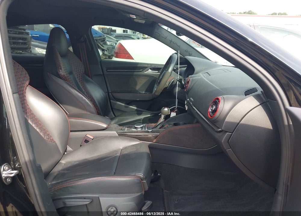 2019 AUDI RS3 VIN: WUABWGFF4KA906678