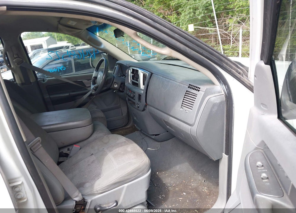 2007 DODGE RAM 1500 SLT VIN: 1D7HA18217S209246