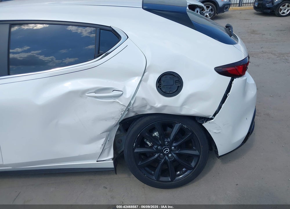 2021 MAZDA 3 VIN: JM1BPAKL9M1306969