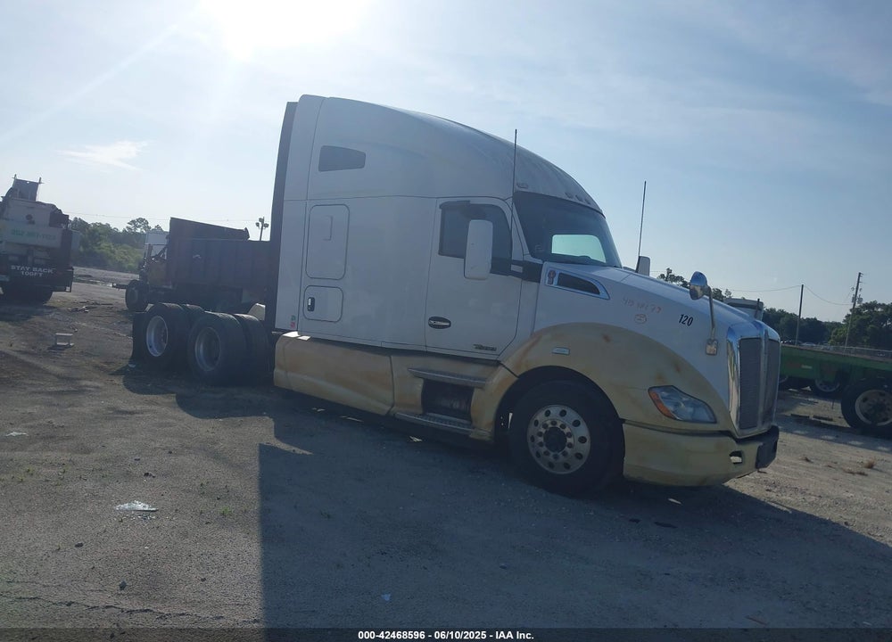 2016 KENWORTH CONSTRUCTION T680 VIN: 1XKYDP9XXGJ444527