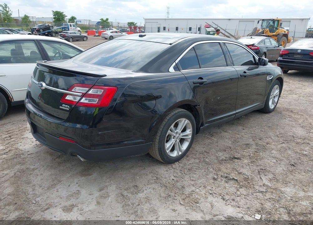 2016 FORD TAURUS SEL VIN: 1FAHP2E82GG156346